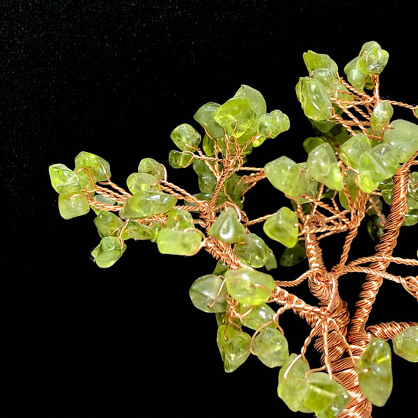 Cây tài lộc đá Peridot 12*10*15cm