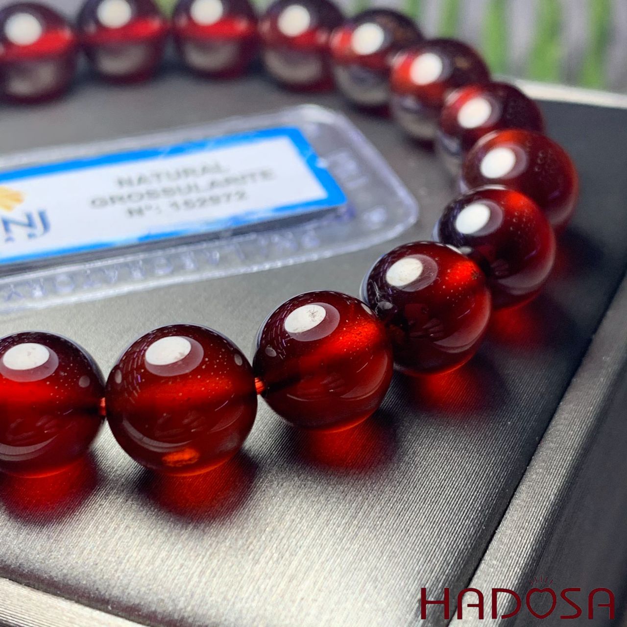 Vòng Ngọc Hồng Lựu 10mm cao cấp chuẩn 6A