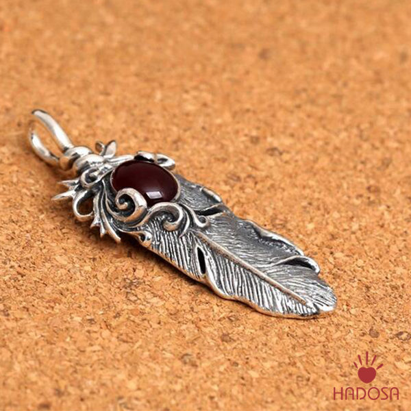 Mặt dây chuyền bạc Thái chiếc lá