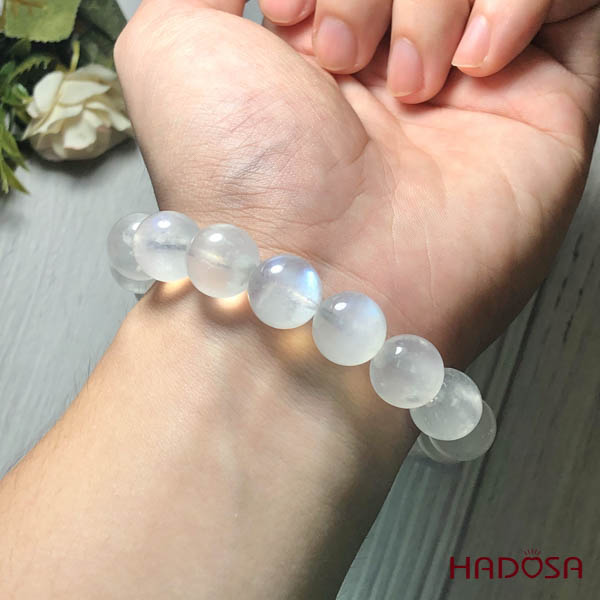 Vòng đá Mặt Trăng 12mm cao cấp chuẩn 5A