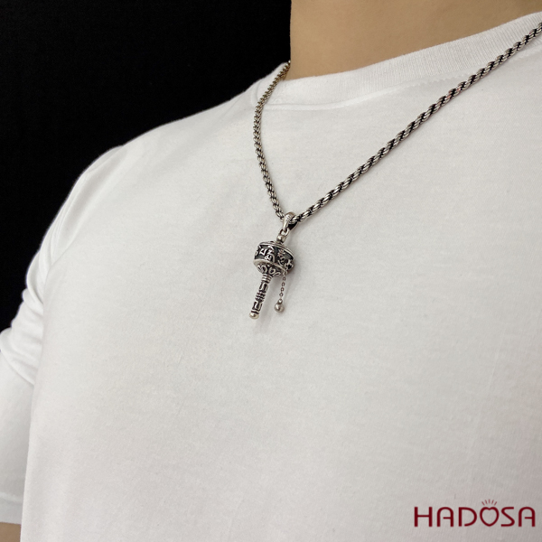 Mặt dây chuyền bạc Thái