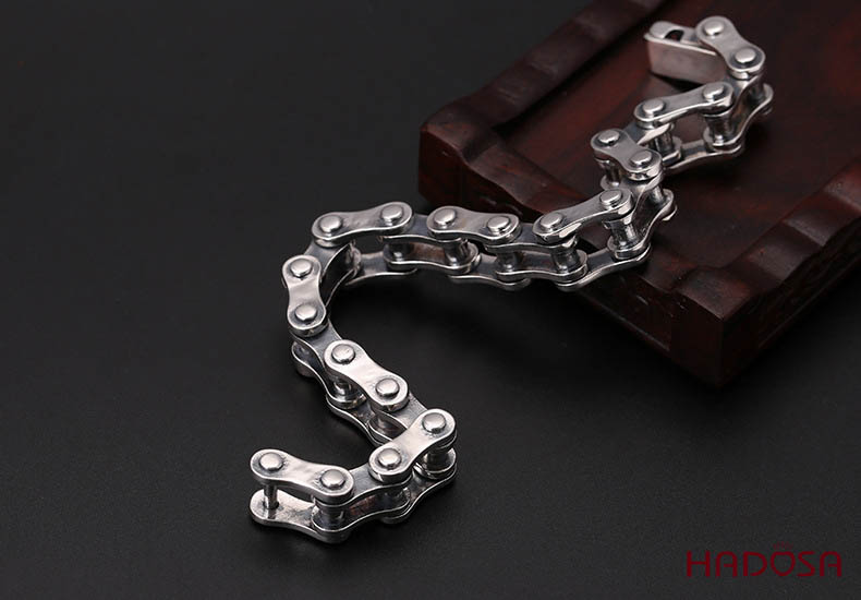 Lắc tay bạc dạng xích