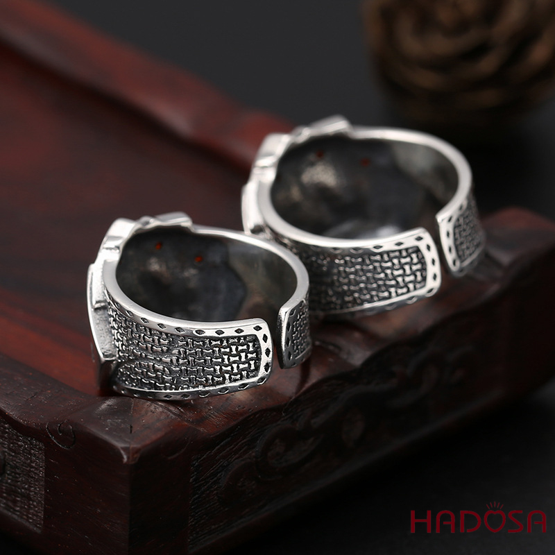 Nhẫn bạc Thái sảnh bài