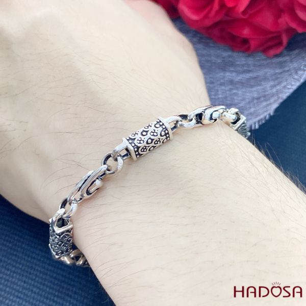 Lắc tay nam bạc Thái