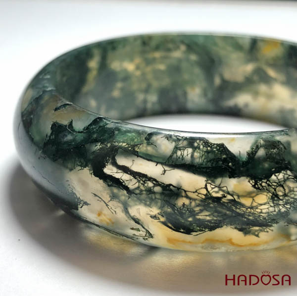 Vòng kiềng Mã Não Rêu ni 50mm