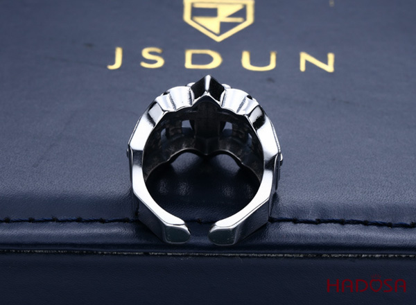 Nhẫn bạc Nam độc lạ