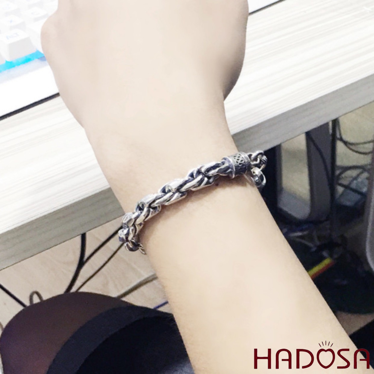 Vòng tay nam bạc đẹp