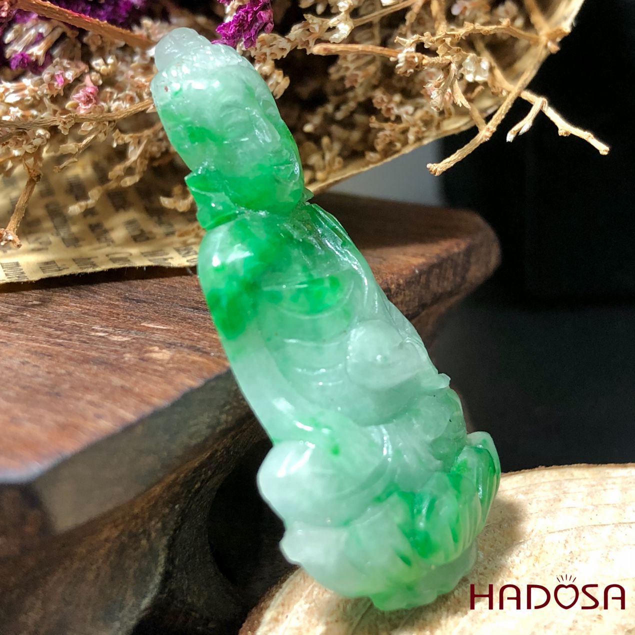 Cẩm thạch Phật bà xanh lí nhạt