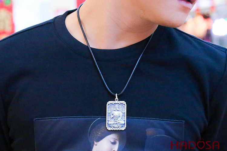 Mặt dây chuyền bạc Thái Phật bản mệnh Như Lai Đại Nhật (Mùi, Thân)