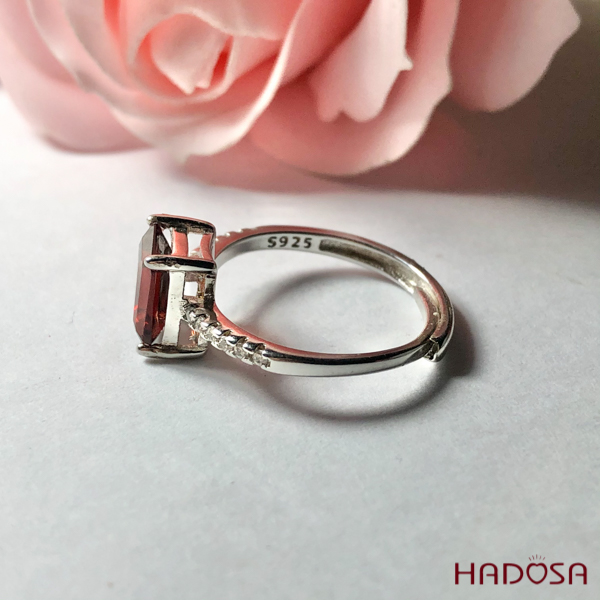Nhẫn đá Garnet chữ nhật 6*8mm bạc 925