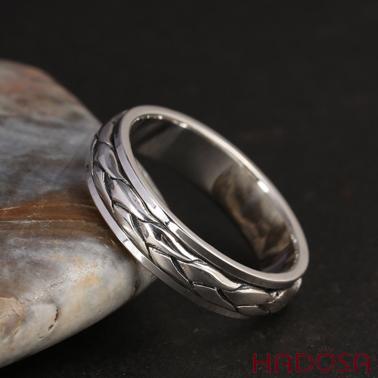 Nhẫn xoay bạc Thái đan chéo