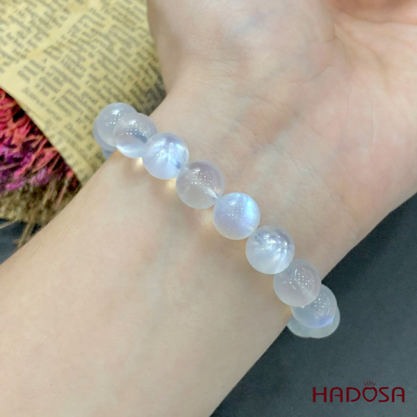 Vòng đá Mặt Trăng 10mm cao cấp chuẩn 8A