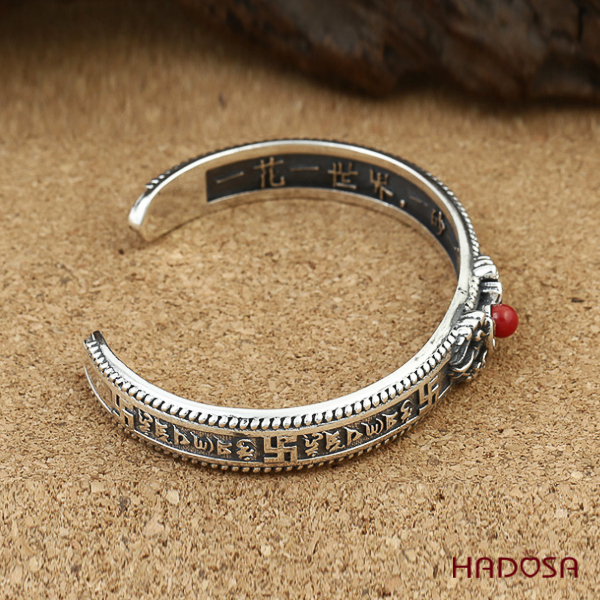 Vòng kiềng bạc Thái handmade