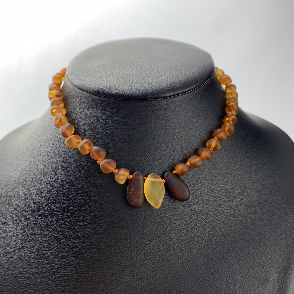 Vòng cổ Hổ phách Baltic cho em bé