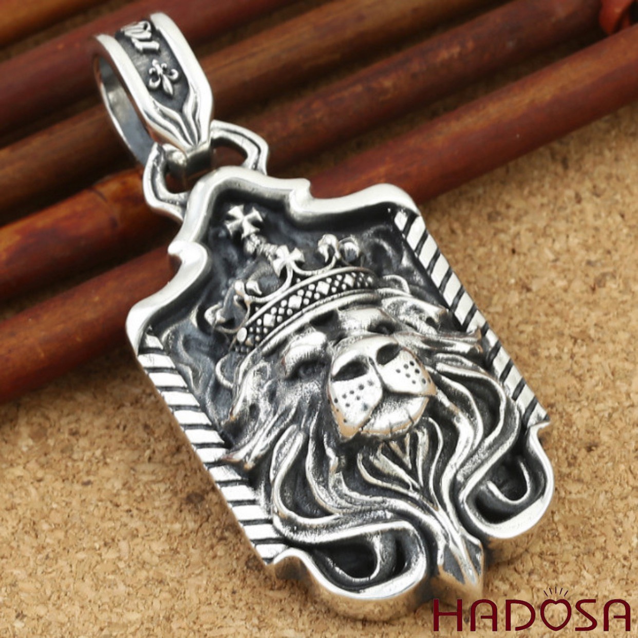 Mặt dây chuyền bằng bạc Thái 63*28mm