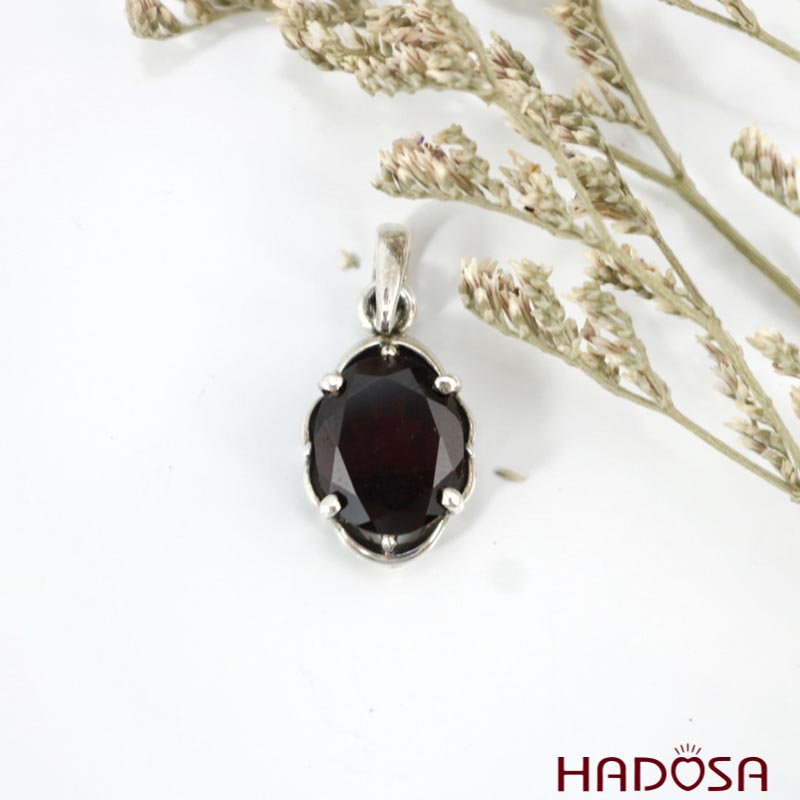 Bộ mặt dây - hoa tai đá Garnet cao cấp