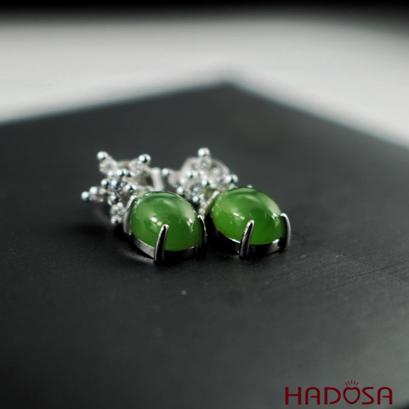 Bông tai Ngọc Bích Canada (6*8mm) Bạc 925