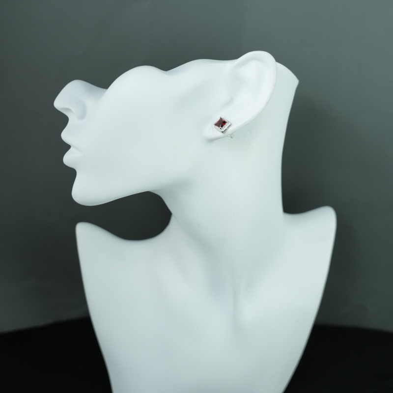 Bông tai garnet 5mm bạc 925