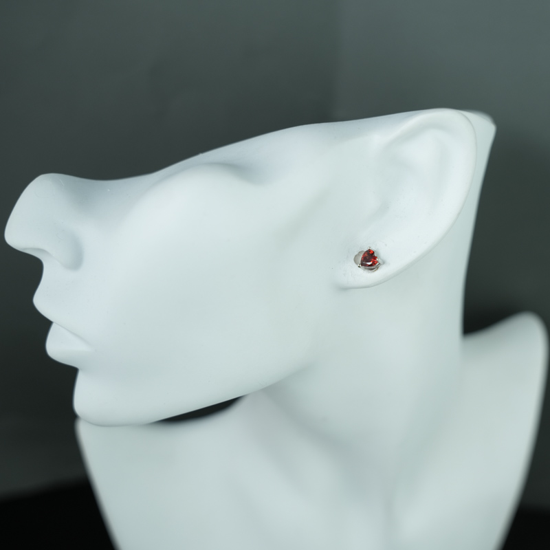 Bông tai garnet 5mm bạc 925