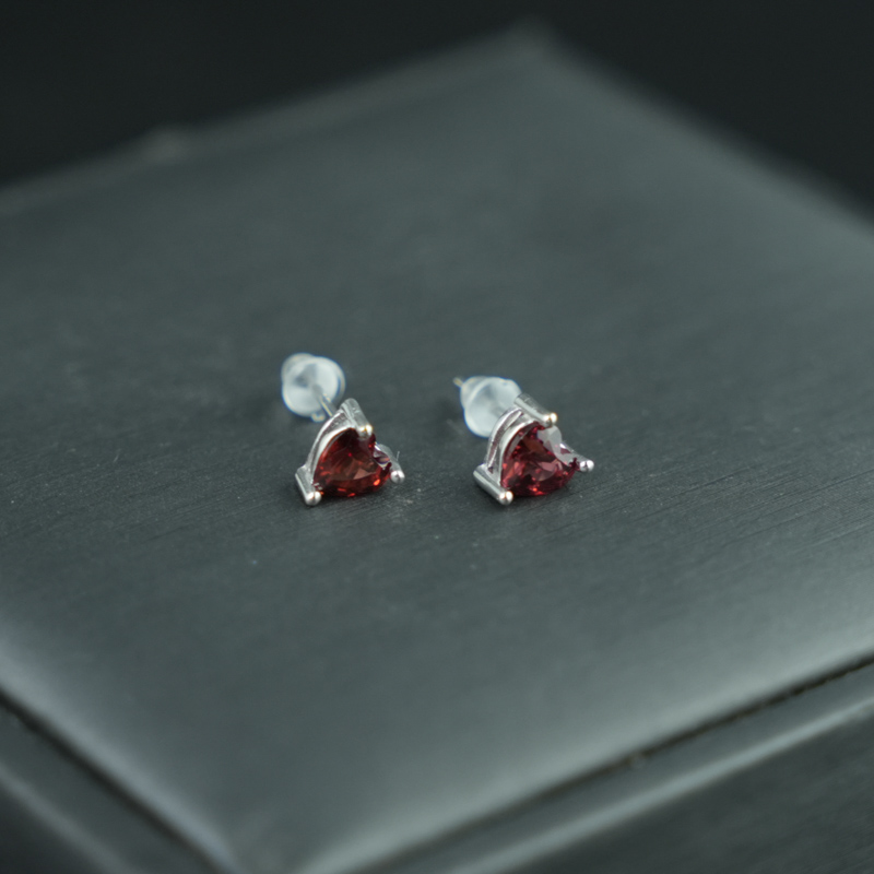 Bông tai garnet 5mm bạc 925