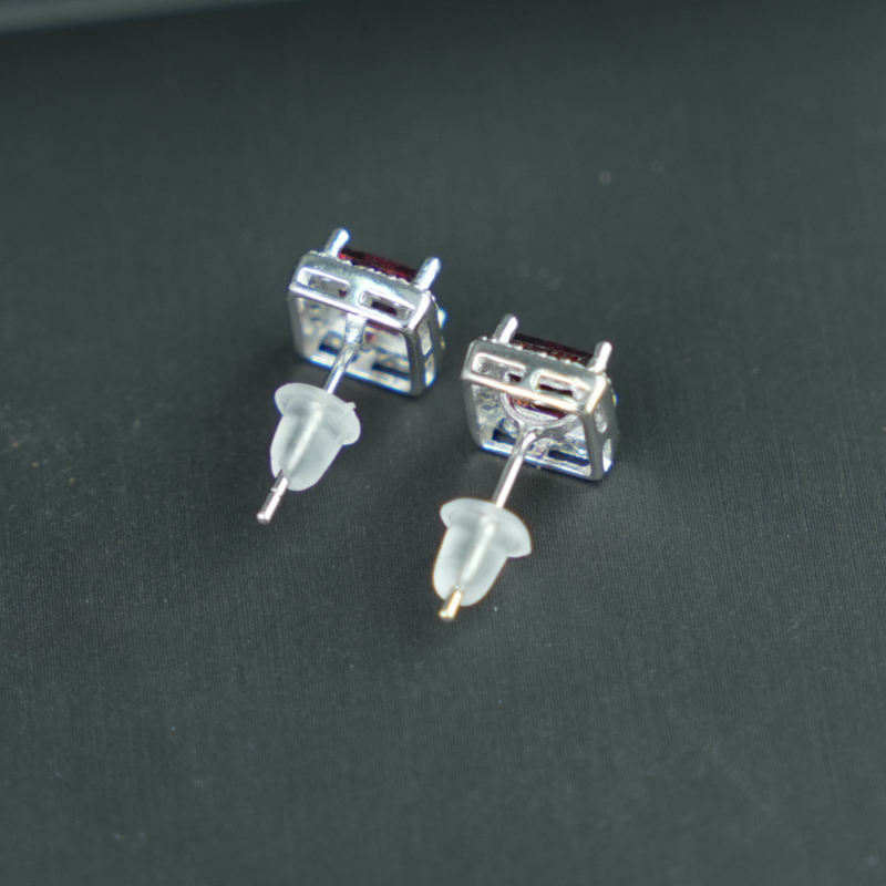 Bông tai garnet 5mm bạc 925