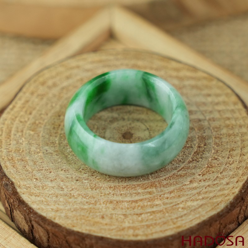 Nhẫn Cẩm Thạch xanh chủng nếp bản oval size 21 | HADOSA