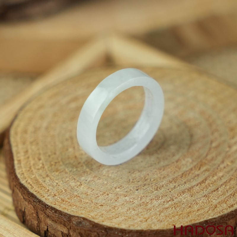 Nhẫn Cẩm thạch trắng lí bản vuông ni 7 | HADOSA