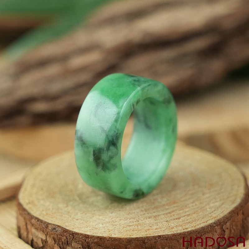 Nhẫn Cẩm thạch Càn Long bản vuông xanh vân ni 27