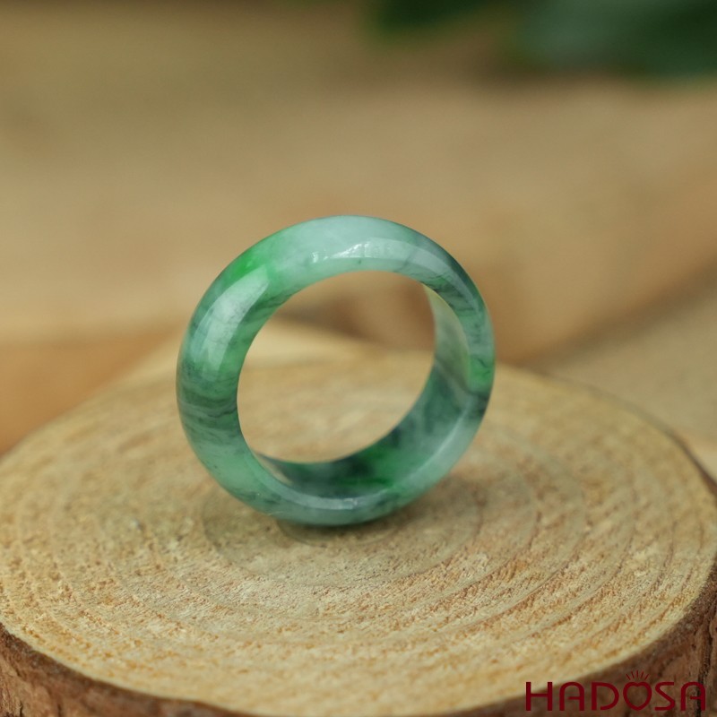 Nhẫn Cẩm Thạch xanh đậu lý bản tròn size 17 | HADOSA