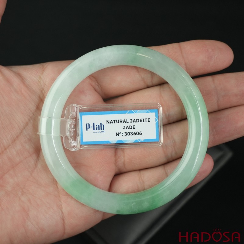 Vòng Ngọc Cẩm Thạch bản tròn xanh trong vân đậu ni 55