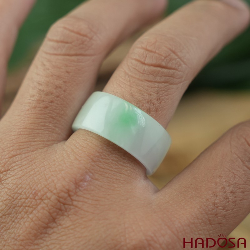 Nhẫn Cẩm thạch trắng điểm xanh lý bản vuông ni 21 | HADOSA