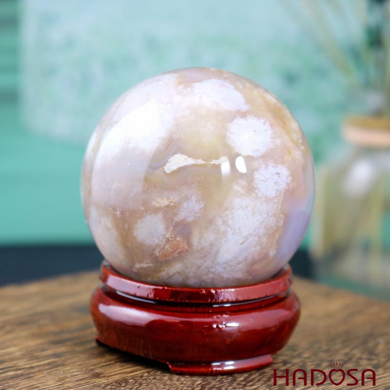 Quả cầu phong thuỷ mã não anh đào xám 6cm 300gr