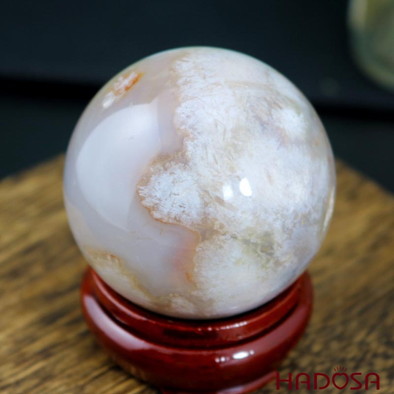 Quả cầu phong thuỷ mã não anh đào xám 6cm 300gr