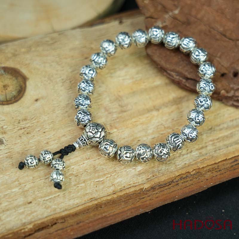 Vòng hạt bạc Thái Om Mani Padme Hum 8mm