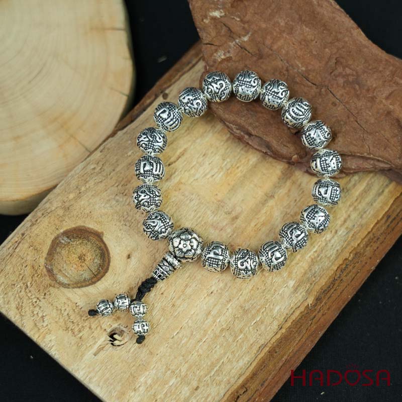 Vòng hạt bạc Thái Om Mani Padme Hum 8mm