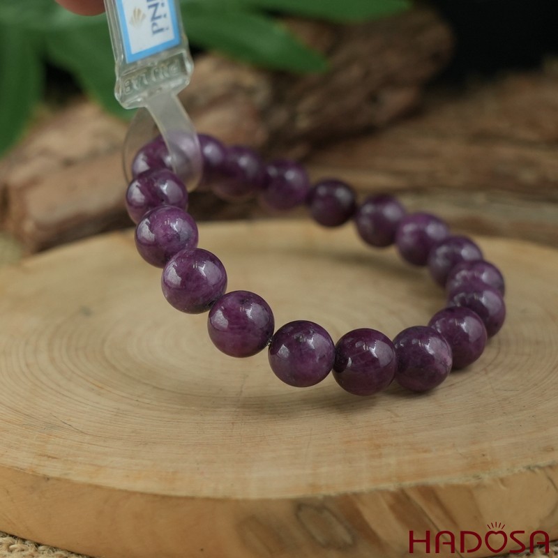 Vòng đá Ruby Nam Phi hồng đậm 10mm chuẩn 5A