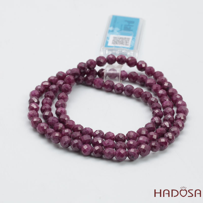 Chuỗi quấn tay đá Ruby Nam Phi mài giác 5mm