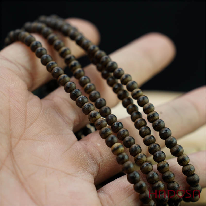 Chuỗi Trầm cấy dầu 216 hạt 5mm