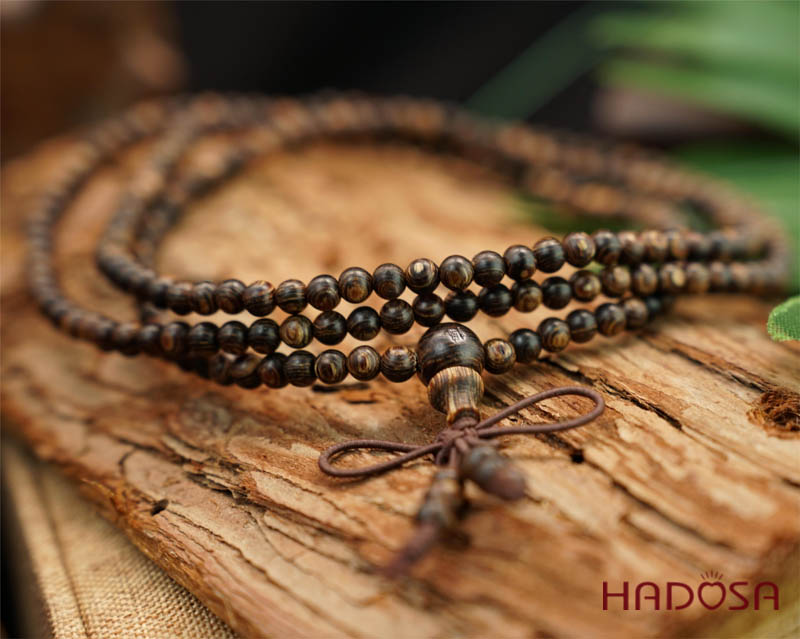 Chuỗi Trầm Hương sánh ghép 216 hạt 4mm