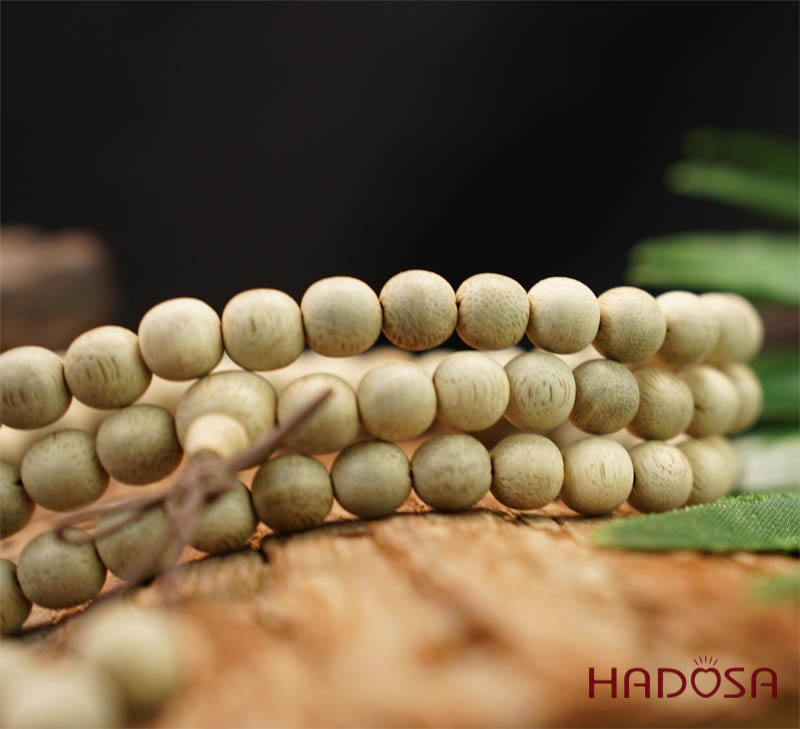 Chuỗi Trầm Tốc 108 hạt 8mm vàng nhạt