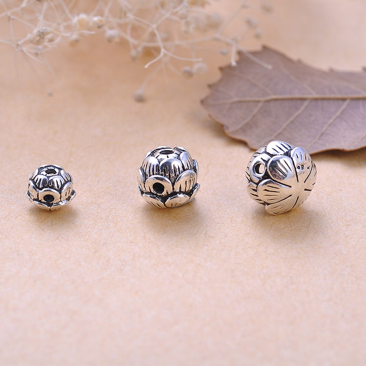 Cách chèn hoa sen xỏ ngang