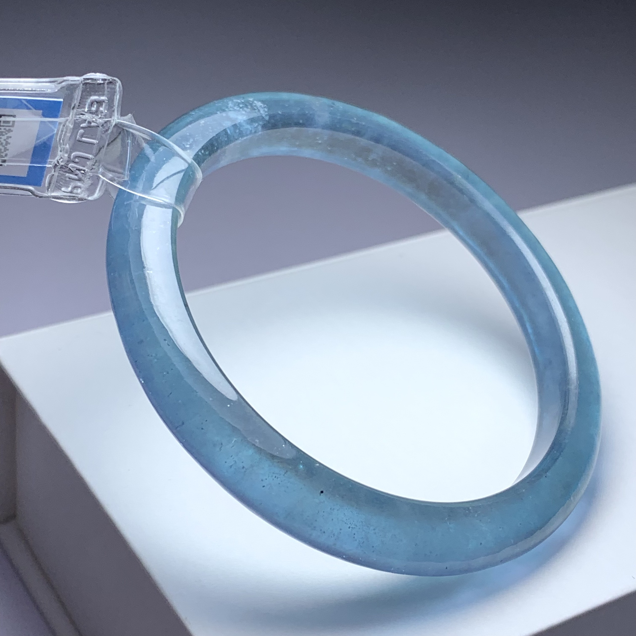 Vòng tay đá Aquamarine xanh ngọc đại dương Vip 8A ni 54