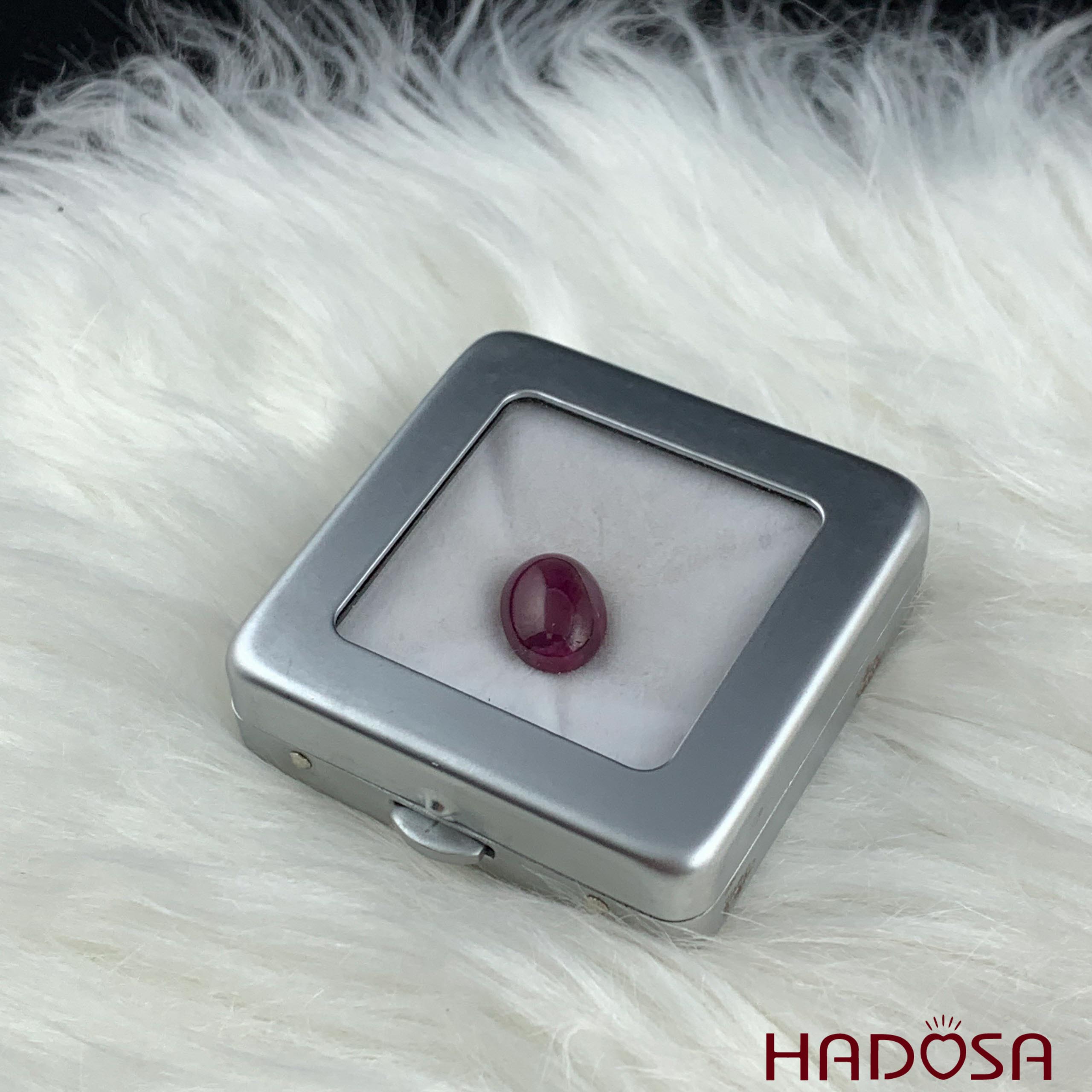 Đá Ruby sao Lục Yên 10*14mm - 11.9cts