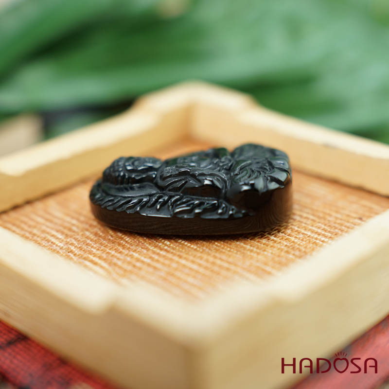 Đá thuỷ tinh núi lửa Phật Adida (Tuất, Hợi) 38mm