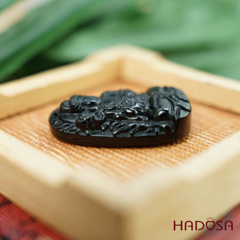 Đá thuỷ tinh núi lửa Phật Đại Thế Chí Bồ Tát (Ngọ) 38mm