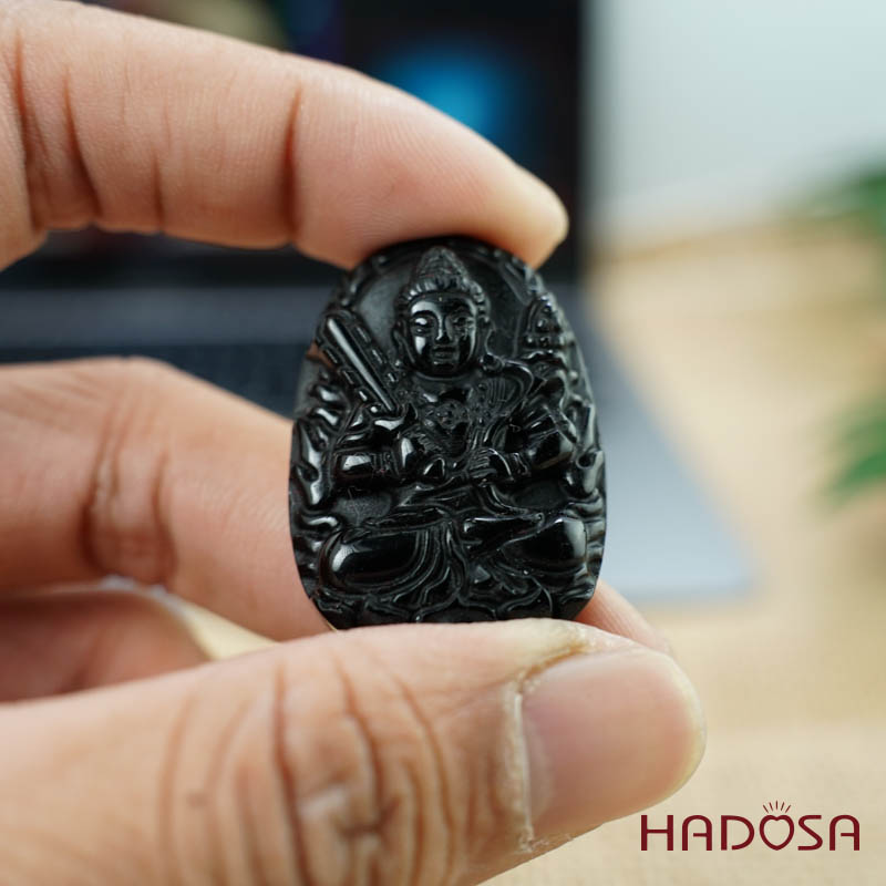 Đá thuỷ tinh núi lửa Phật Hư Không Tạng Bồ Tát (Sửu, Dần) 38mm