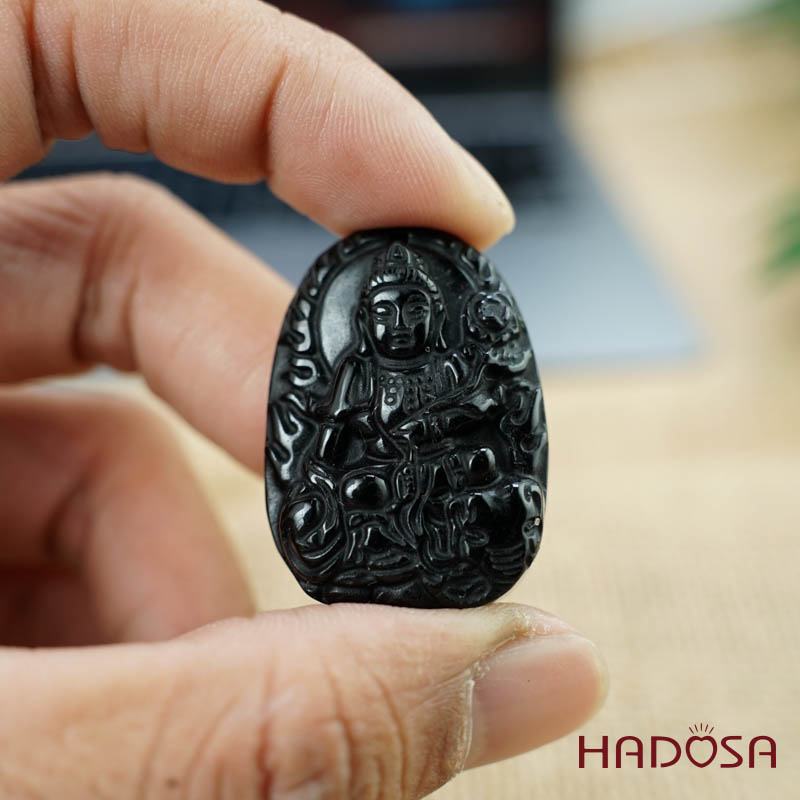 Đá thuỷ tinh núi lửa Phật Phổ Hiền Bồ Tát (Thìn, Tỵ) 38mm