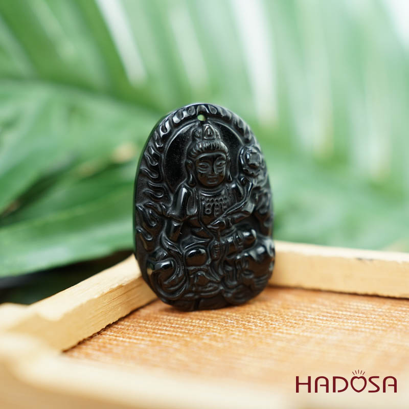 Đá thuỷ tinh núi lửa Phật Phổ Hiền Bồ Tát (Thìn, Tỵ) 38mm