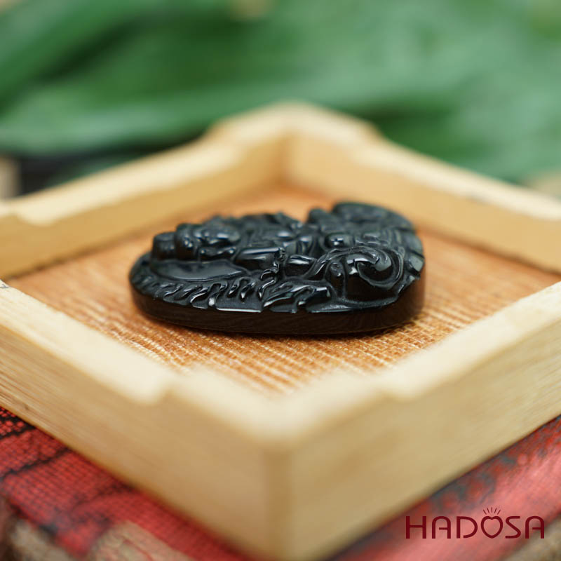 Đá thuỷ tinh núi lửa Phật Phổ Hiền Bồ Tát (Thìn, Tỵ) 38mm