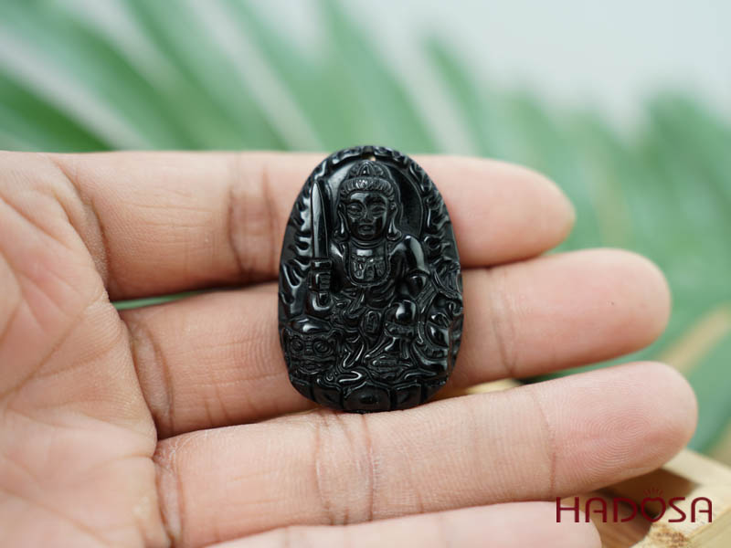 Đá thuỷ tinh núi lửa Phật Vân Thù Bồ Tát (Mão) 38mm